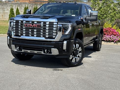 New 2025 GMC Sierra 2500 Denali w/ Denali Reserve Package image 5