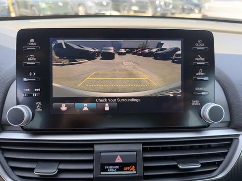 Used 2018 Honda Accord Sport image 30