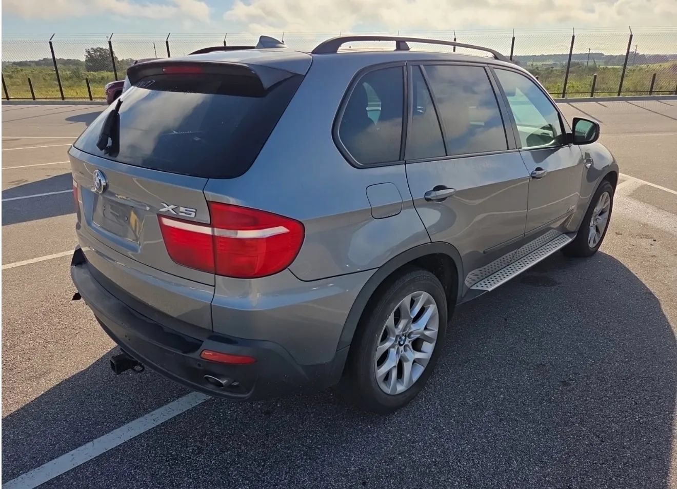 Used 2010 BMW X5 xDrive35d AWD/4WD image 4