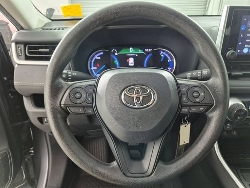 Used 2024 Toyota RAV4 LE AWD/4WD image 13