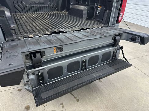 Certified 2023 GMC Sierra 1500 Elevation image 28