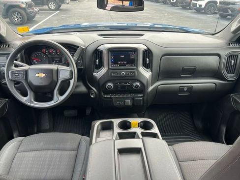 Used 2023 Chevrolet Silverado 1500 Custom image 19
