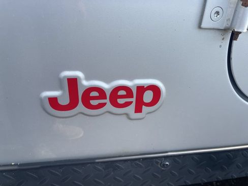 Used 2006 Jeep Wrangler Rubicon AWD/4WD image 15