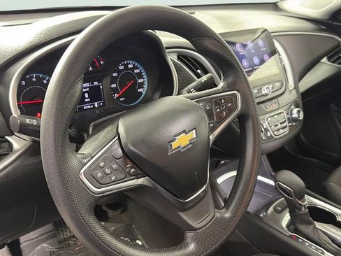 Used 2024 Chevrolet Malibu LT FWD image 22