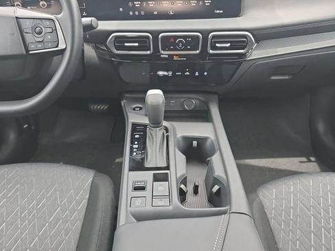 New 2026 Nissan Sentra SV FWD image 3