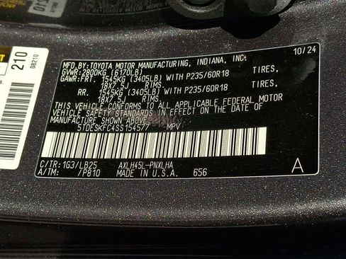 Used 2025 Toyota Sienna Platinum AWD/4WD image 26