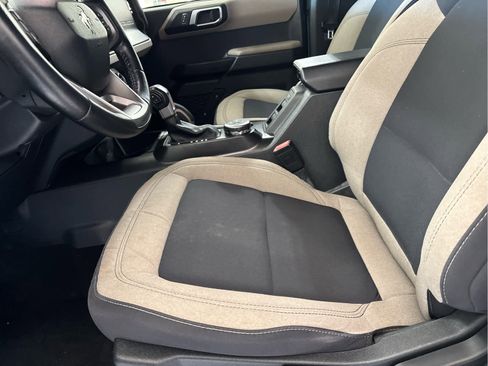 Used 2022 Ford Bronco Big Bend w/ Sasquatch Package image 17