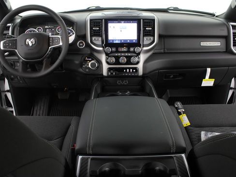 New 2026 RAM 1500 Big Horn AWD/4WD image 8