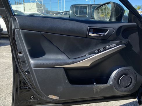 Used 2015 Lexus IS 250 w/ Navigation System Package image 12