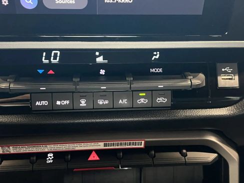 Used 2025 Toyota Tundra SR5 AWD/4WD image 42