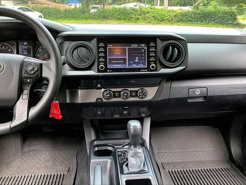 Used 2022 Toyota Tacoma SR w/ SR Convenience Package RWD image 9