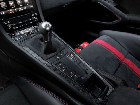 Certified 2019 Porsche 911 GT3 image 24