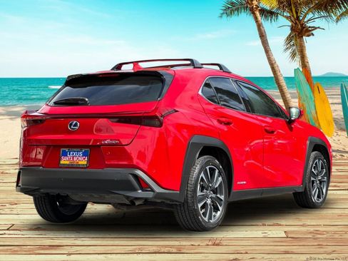 Used 2022 Lexus UX 250h w/ Accessory Package (Z2) AWD/4WD image 6