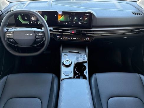 New 2026 Kia Sportage EX AWD/4WD image 16