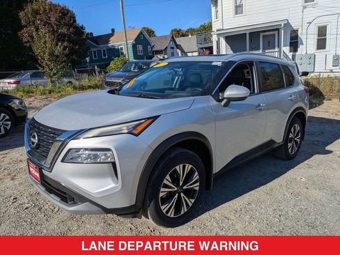 Certified 2023 Nissan Rogue SV w/ SV Premium B Package image 8