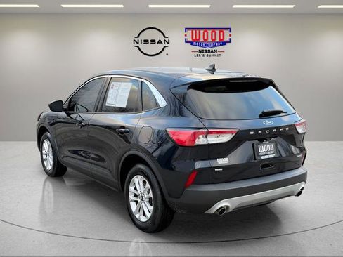 Used 2021 Ford Escape SE w/ Convenience Package image 5