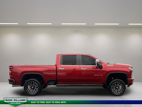 Used 2021 Chevrolet Silverado 2500 High Country w/ Z71 Off-Road Package image 2