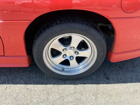 Used 1999 Chevrolet Camaro Z28 w/ Sport Appearance Pkg RWD image 9