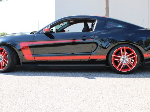 Used 2012 Ford Mustang Boss 302 RWD image 12