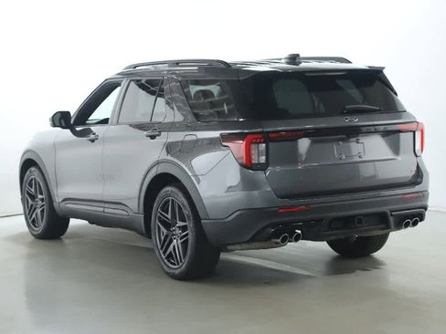 Used 2025 Ford Explorer ST w/ Sun And Sound Package AWD/4WD image 43