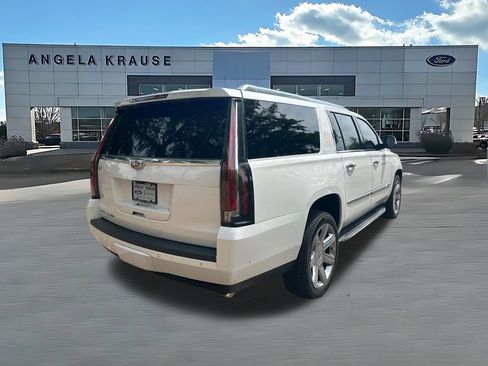 Used 2020 Cadillac Escalade ESV Luxury AWD/4WD image 8