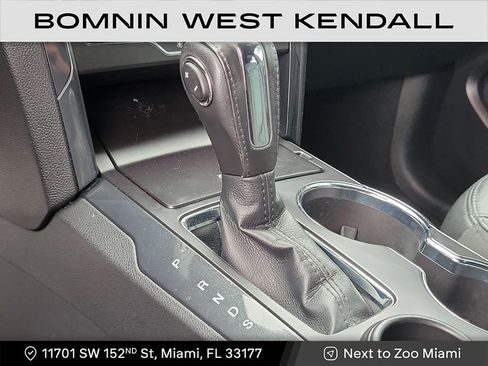 Used 2018 Ford Explorer XLT w/ Equipment Group 202A image 18