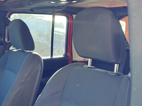 Used 2021 Jeep Wrangler Unlimited Sport image 12