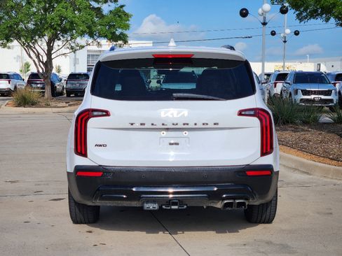 Used 2022 Kia Telluride SX w/ SX Prestige Package image 13