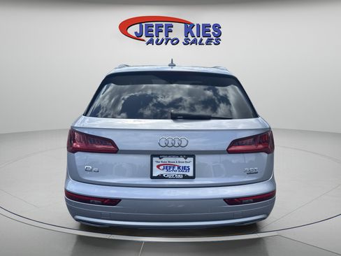 Used 2018 Audi Q5 2.0T Premium Plus w/ Premium Plus Package AWD/4WD image 6