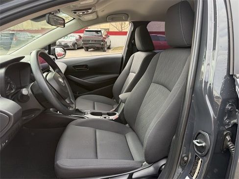 Used 2023 Toyota Corolla LE image 25