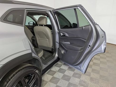 Used 2024 Chevrolet Trax ACTIV w/ Driver Confidence Package FWD image 32