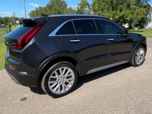 Used 2022 Cadillac XT4 Premium Luxury w/ LPO, Radiant Package image 5