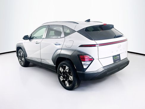 Used 2024 Hyundai Kona SEL AWD/4WD image 5
