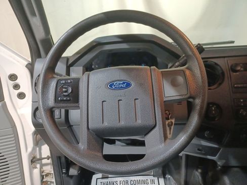 Used 2013 Ford F250 XL w/ PWR Equipment Group image 11