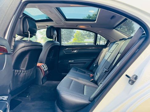 Used 2013 Mercedes-Benz S 550 4MATIC image 16