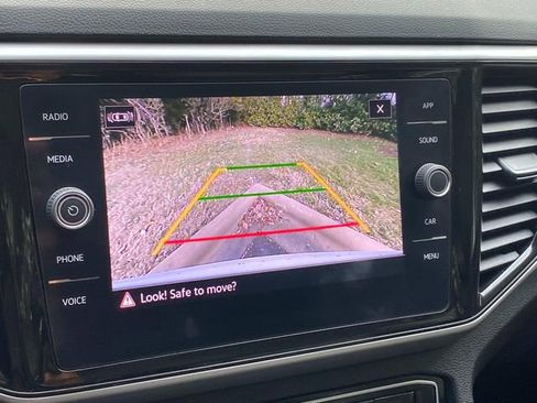 Used 2022 Volkswagen Atlas SE w/ Panoramic Sunroof Package image 26