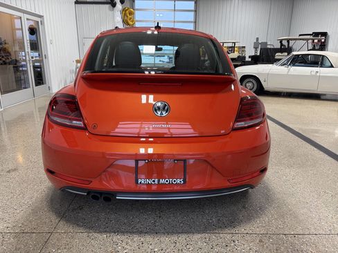 Used 2019 Volkswagen Beetle 2.0T SE w/ SE Premium Package image 4