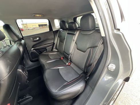 Used 2020 Jeep Compass Trailhawk image 25