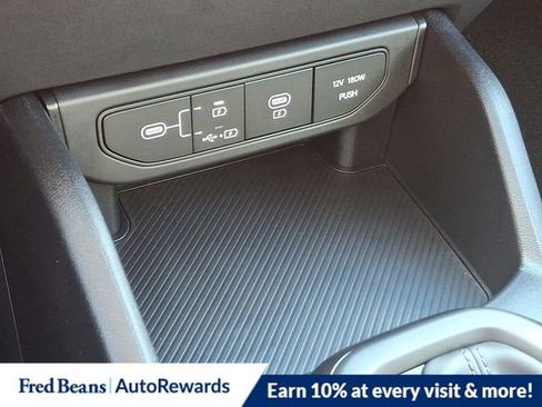 New 2025 Kia K4 LXS image 15