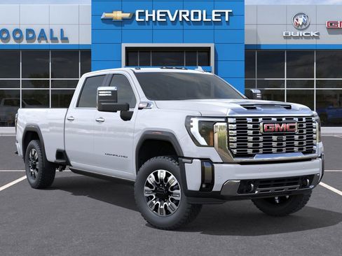 New 2026 GMC Sierra 2500 Denali w/ Denali Reserve Package image 7