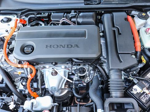 Used 2025 Honda Civic Sport Touring image 32