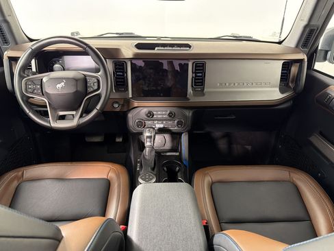 Used 2023 Ford Bronco Outer Banks AWD/4WD image 19