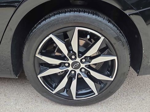 Used 2025 Chevrolet Malibu RS FWD image 12