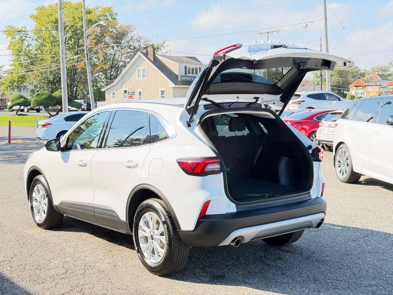 Used 2024 Ford Escape Active AWD/4WD image 31