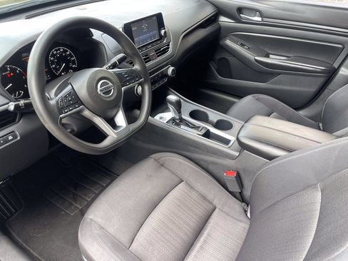 Used 2022 Nissan Altima 2.5 S FWD image 6