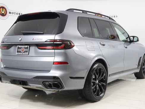 Used 2023 BMW X7 M60i w/ Executive Package image 3