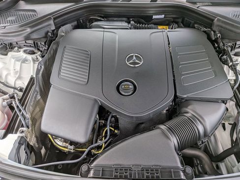 Used 2026 Mercedes-Benz GLC 300 image 15