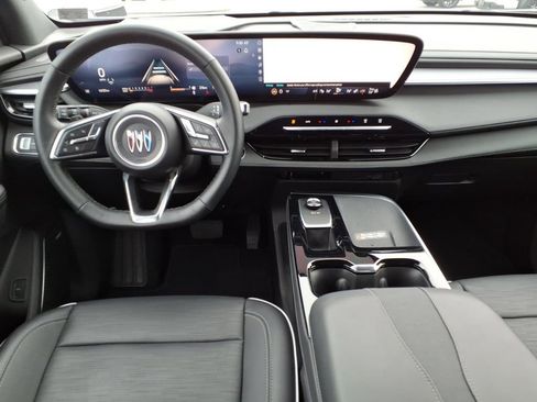 Used 2025 Buick Enclave Sport Touring image 10