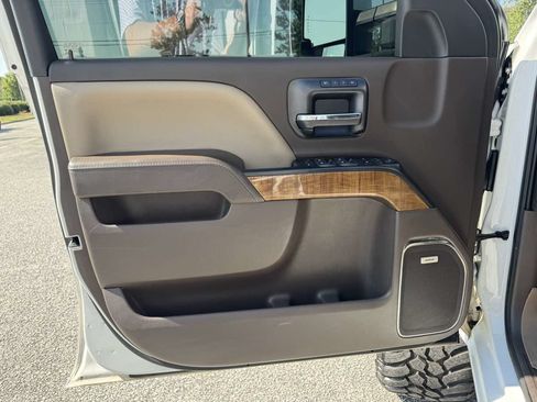 Used 2018 GMC Sierra 1500 SLT AWD/4WD image 27
