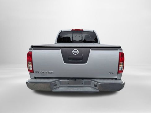 Used 2012 Nissan Frontier SV RWD image 5